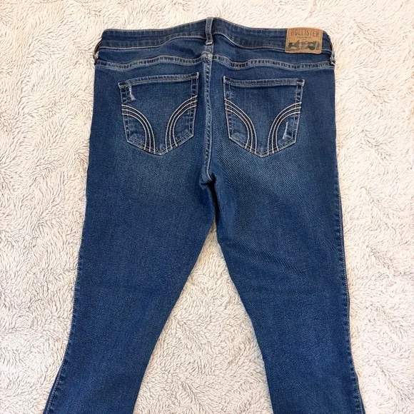 Hollister Cropped Jeans - Picture 2 of 4